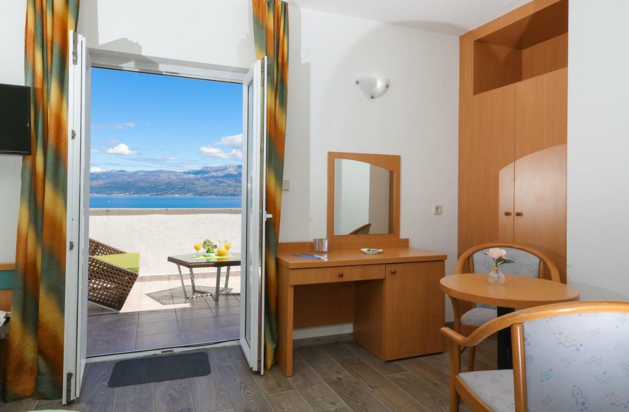 Downtown Private Rooms Mandic سوبيتار المظهر الخارجي الصورة